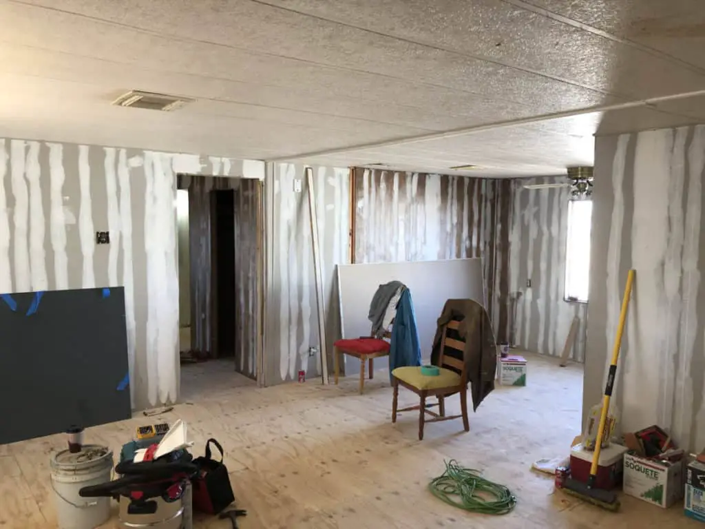 How Do I Make The INSIDE Of My Mobile Home Look Like A Traditional House? – Mobile  Home Friend